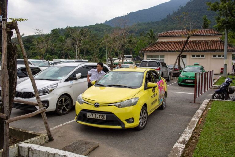 Top 5 BEST Hoi An Taxis & Shuttles – You Need to Know !