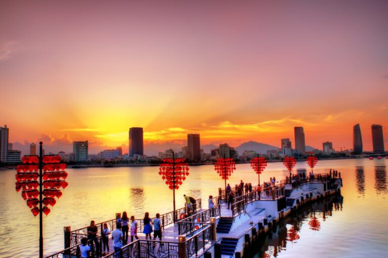 🐉 Dragon Bridge Fire Show in Da Nang – Vietnam [2026 Guide]