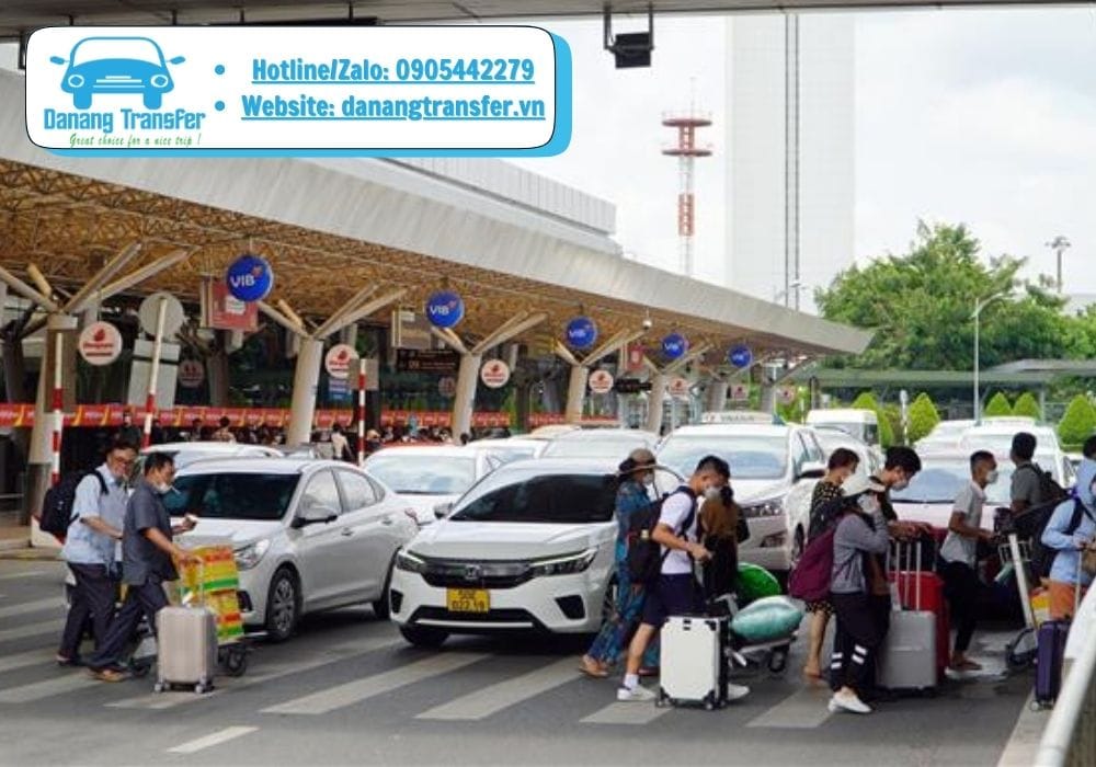 CÔNG TY TNHH DỊCH VỤ VẬN CHUYỂN VÀ DU LỊCH DANANG TRANSFER cung cấp dịch vụ Đặt xe sân bay Đà Nẵng đêm khuya uy tín, chất lượng