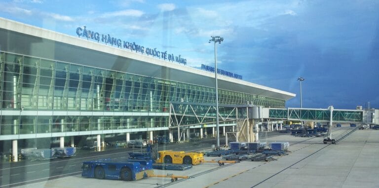 Private Car from Da Nang to Hoi An for Business Travelers – Efficient & On-Time
